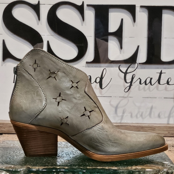 Casta Terry Bootie Teal Turquoise With Brown Wmns Sz US 8.5 | EU 39 NEW - Picture 1 of 14